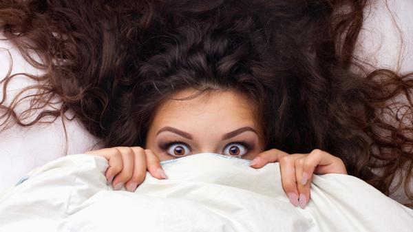 Por qué dormir poco aumenta el riesgo de sufrir un ACV